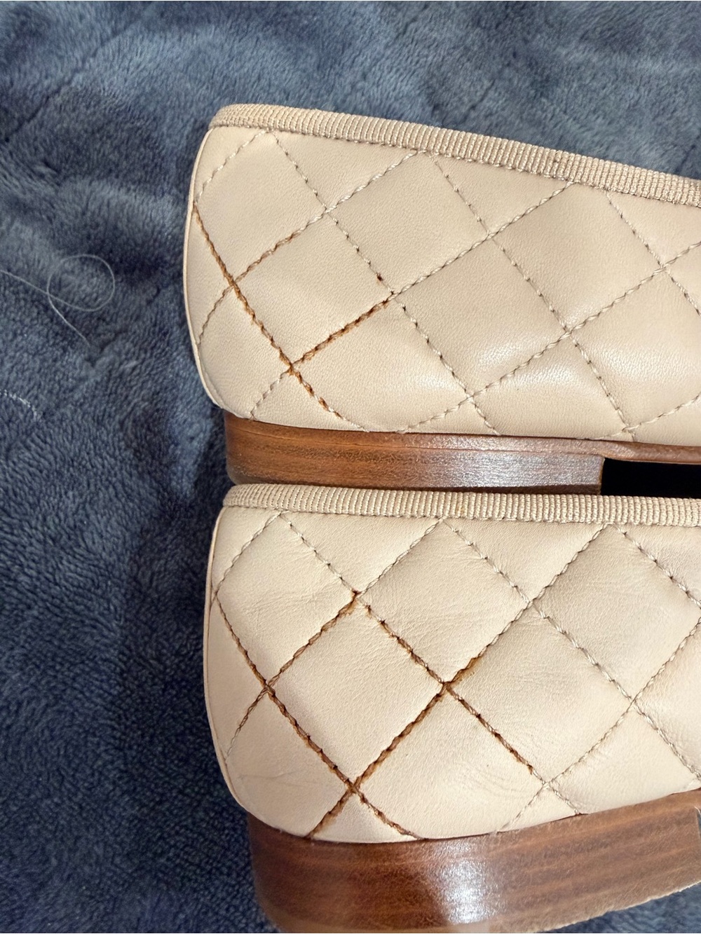 CHANEL Blush Beige Quilted Leather Ballet Flats with CC Bow - Picture 7 of 8